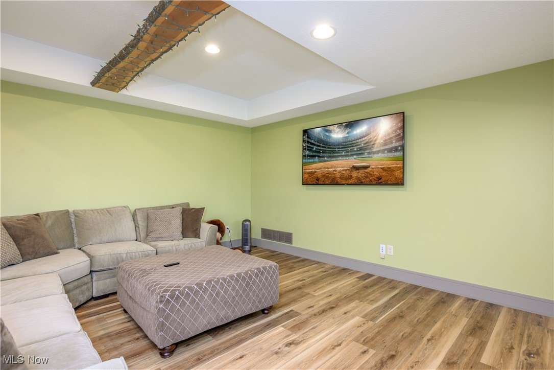 Kings Ridge Ph Five - Residential