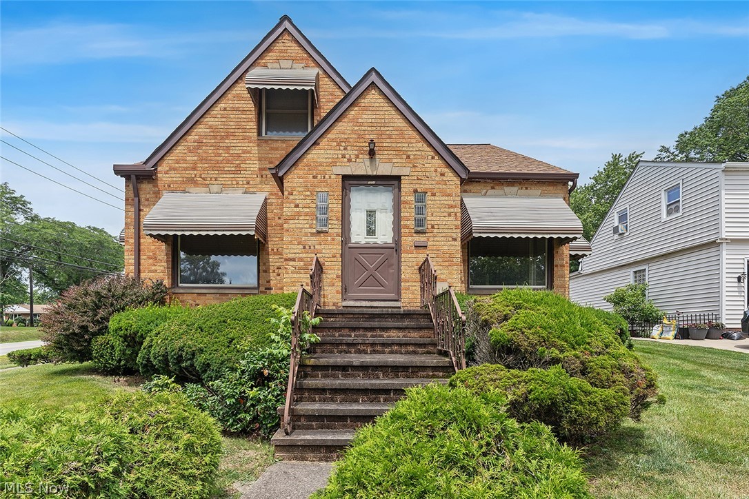 Welcome home to this spacious 3-bedroom, 2.5 bath property, lovingly maintained by the same owner for 51 years! Offering plenty of living space, and a convenient first- floor bedroom, this home is full of potential and ready for its next chapter. Bring your vision and make it your own with updates that match your personal style. To help the seller is offering $5,000 towards new flooring. Conveniently located near shopping, dining and major highways.