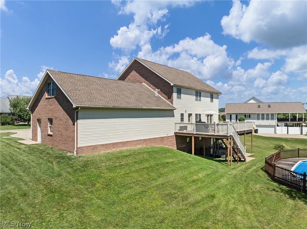 Country Lake Estate - Residential