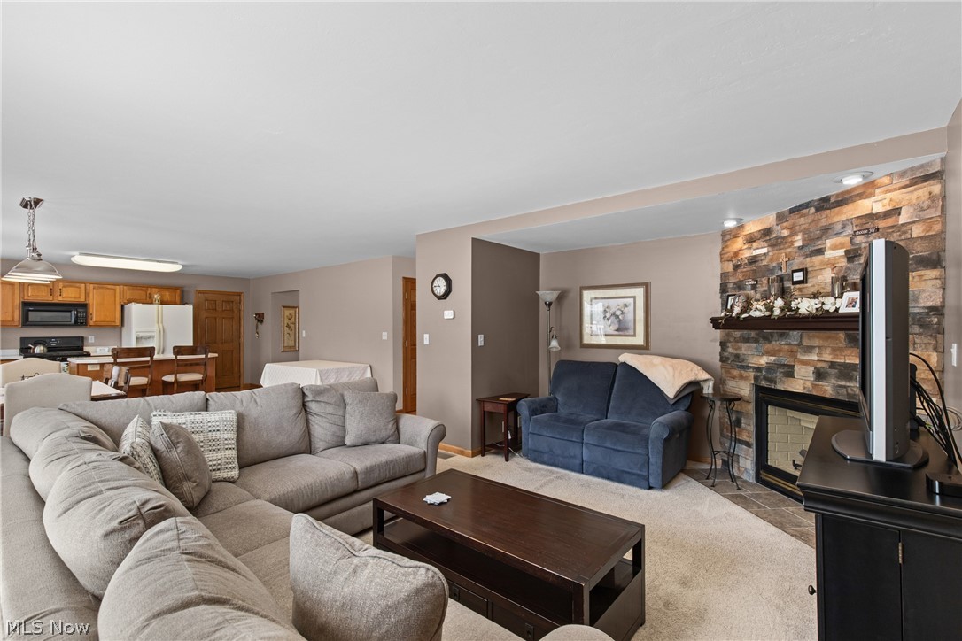 Country Lake Estate - Residential