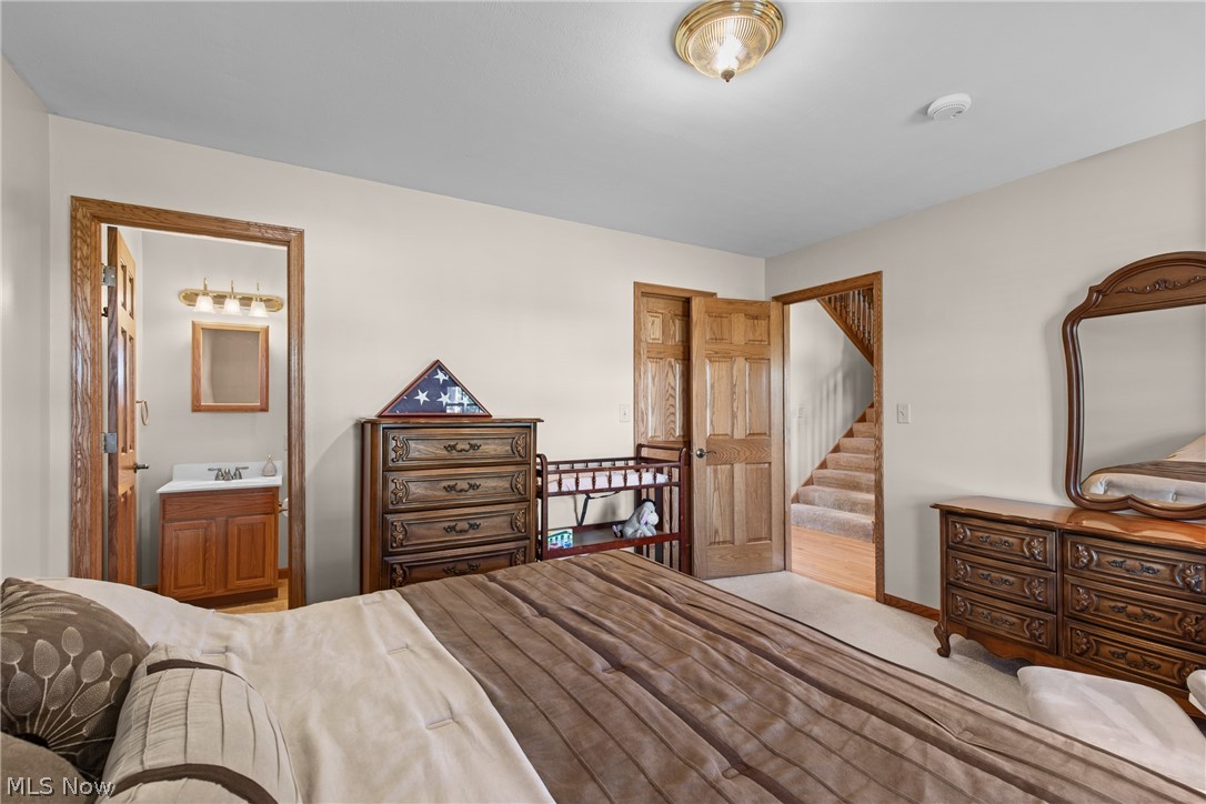 Country Lake Estate - Residential