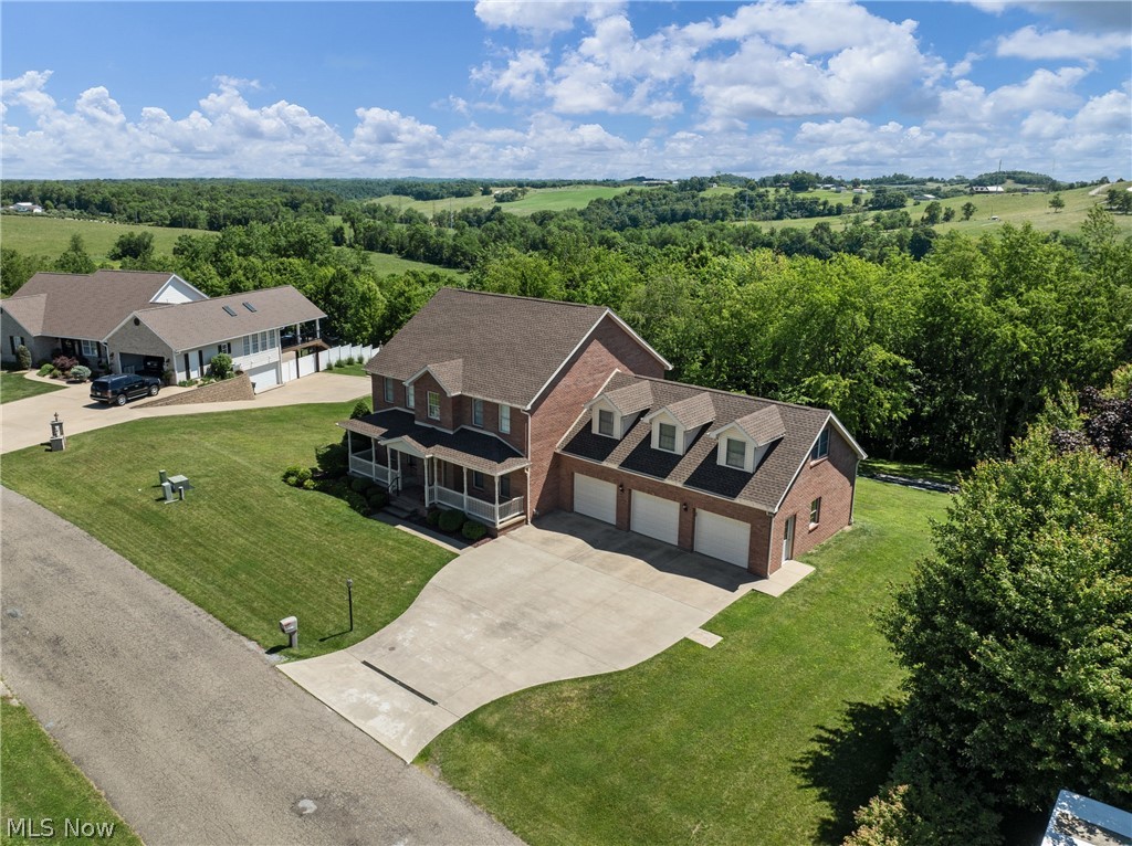 Country Lake Estate - Residential
