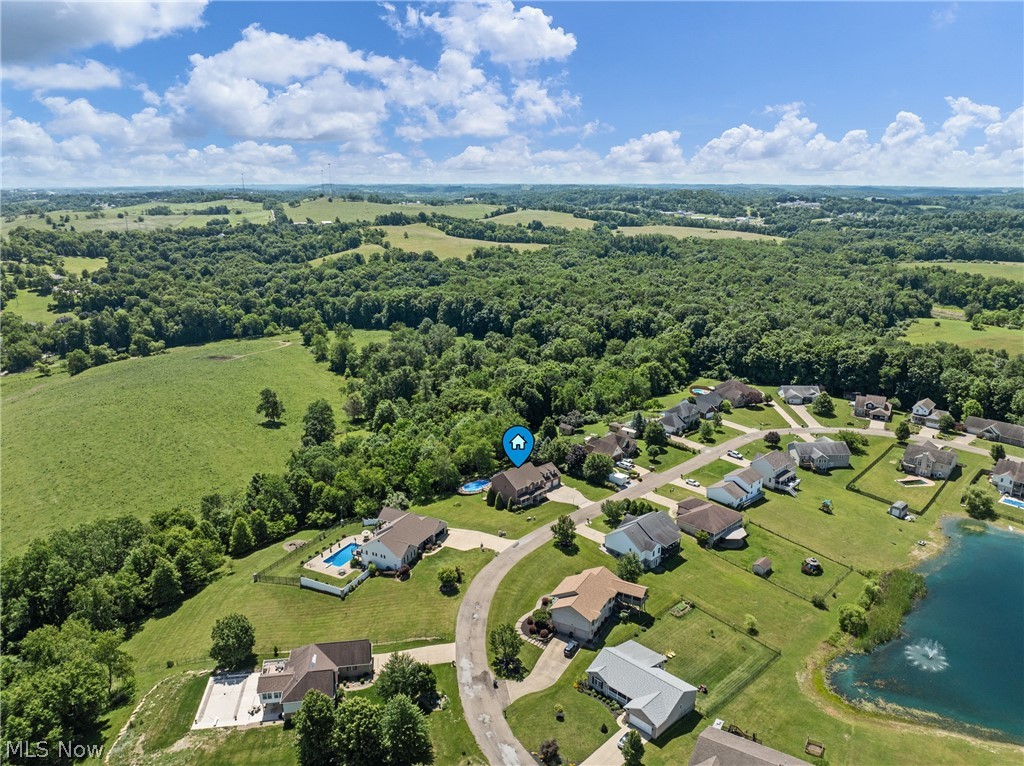 Country Lake Estate - Residential