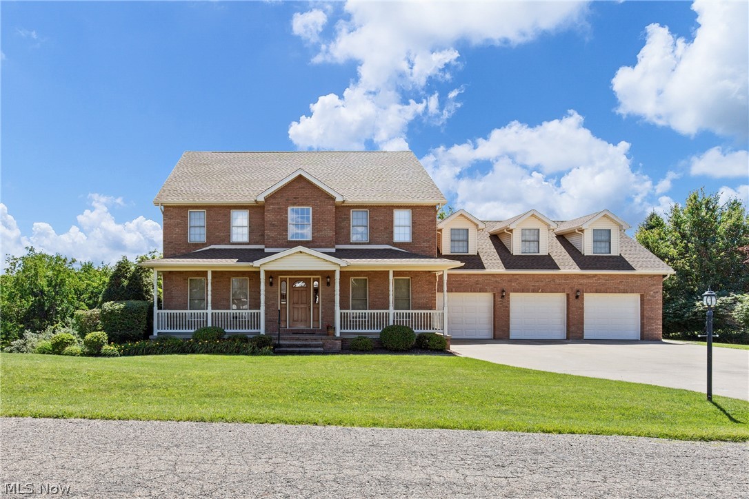 Country Lake Estate - Residential