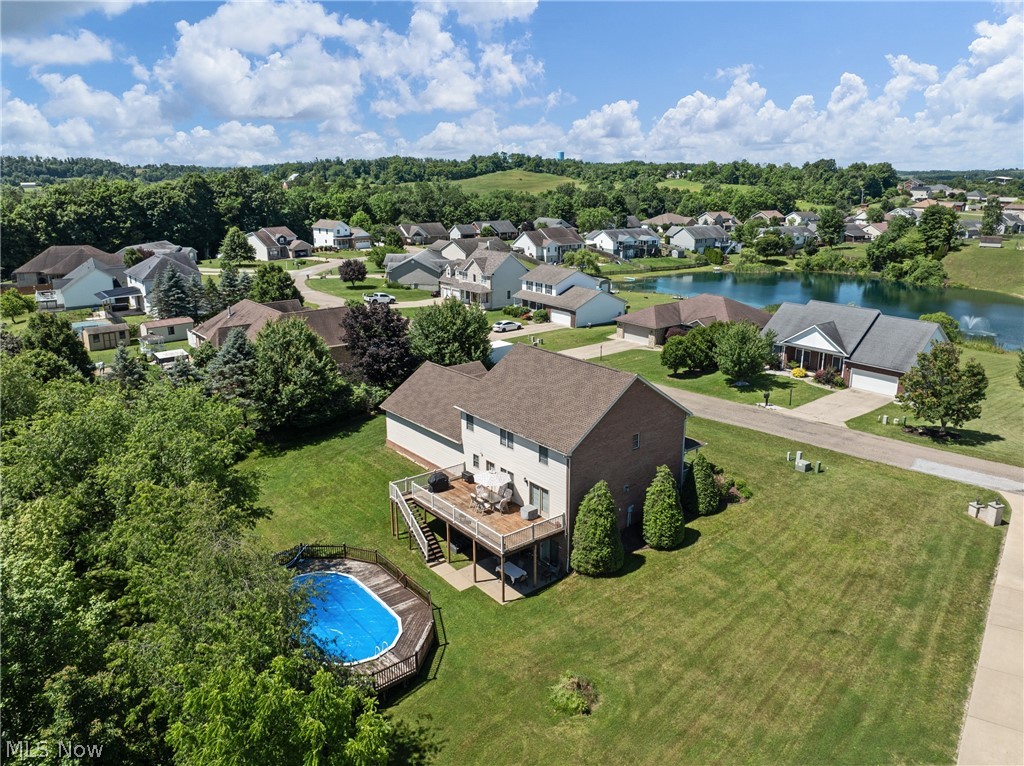Country Lake Estate - Residential