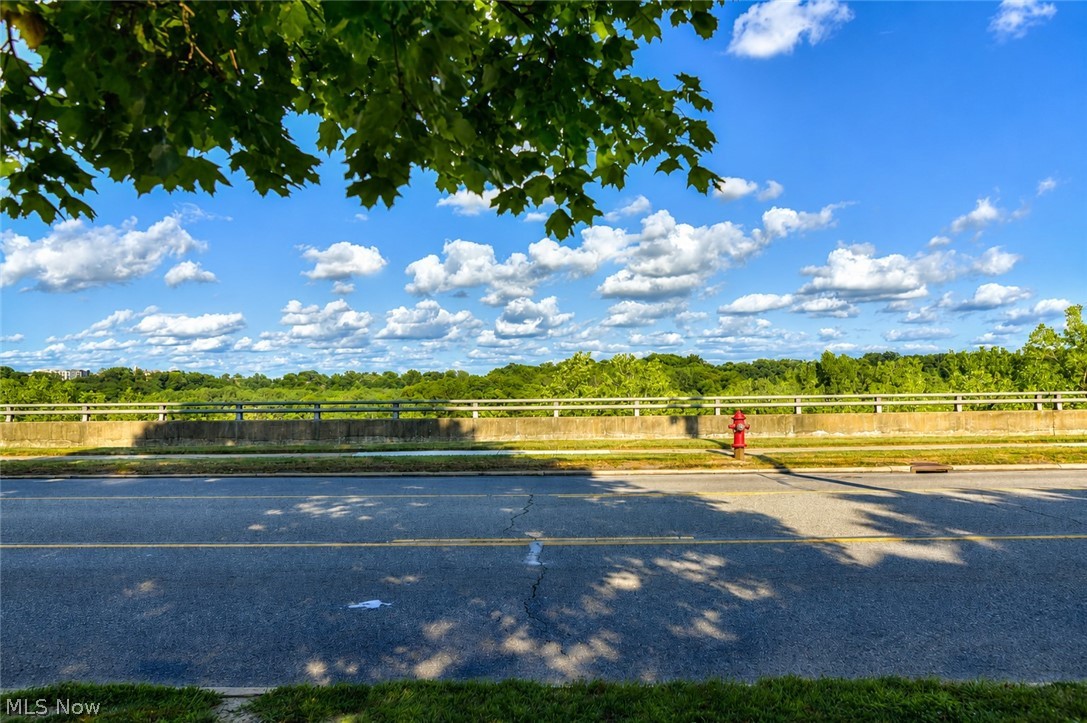 Wooster Twnhs Condo - Residential