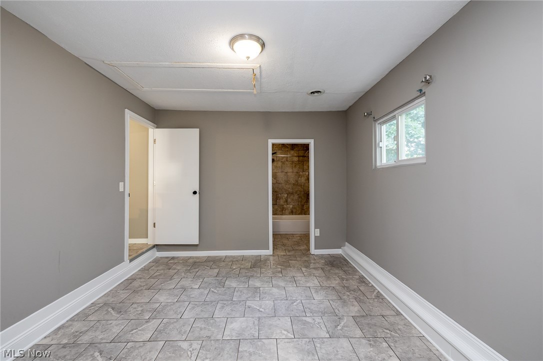 Ridgewood Park 05 - Residential
