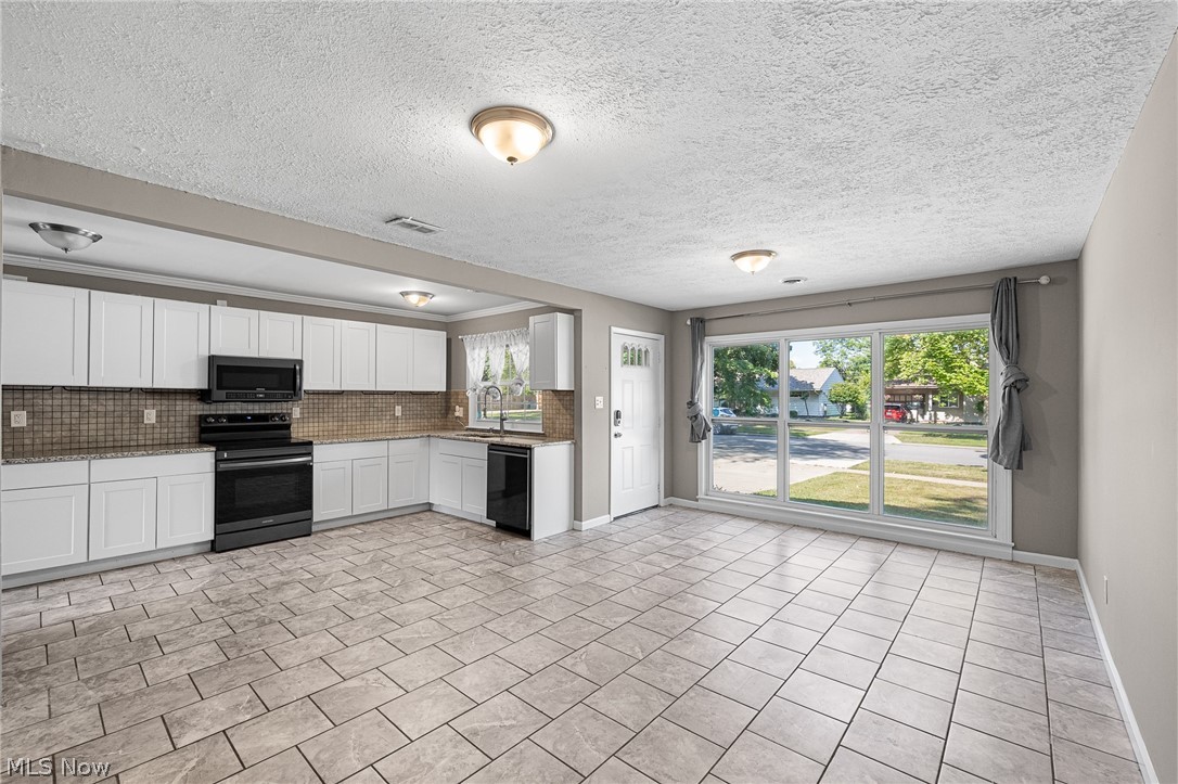Ridgewood Park 05 - Residential