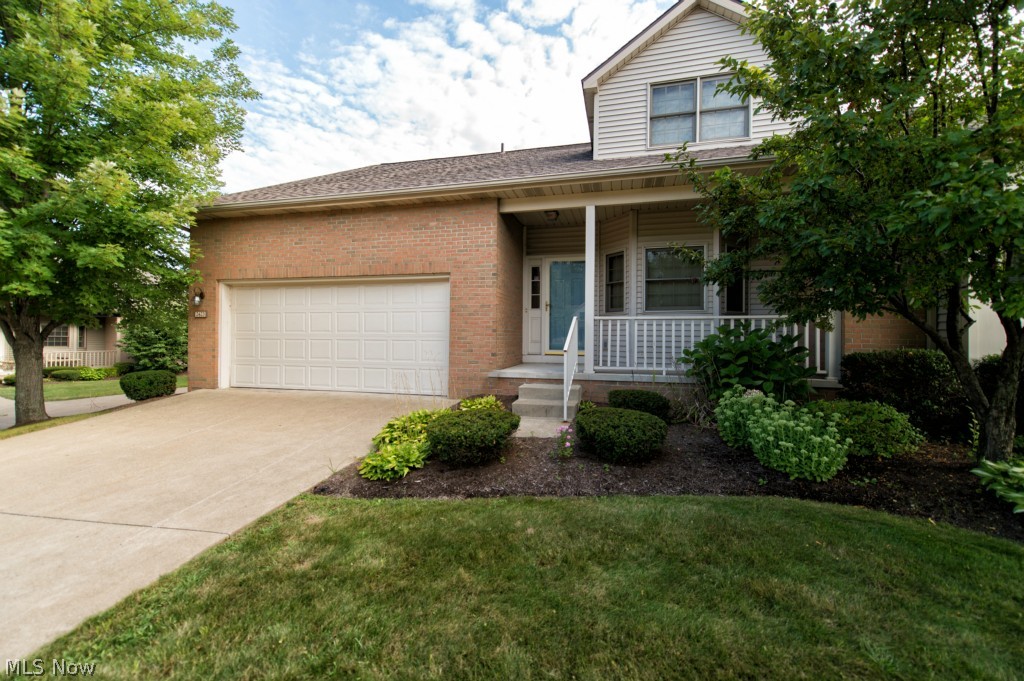 This move in condition & freshly painted condo has an enclosed sun room off the family room ( FR has new carpet ) for comfortable living and relaxing views. The oak kitchen is complete with new stainless steel appliances and bay window area brightens your table area.  Hosting friends & family  in the great room is a special treat with the open living/dining areas enhanced by the warmth of the lovely fireplace and natural light. The family room carpet is being replaced act now and choose your color.  Upstairs loft provides a very versatible space open to both rooms and bath.  The office upstairs could double as a 3rd bedroom by adding an armoire/closet. Abundant storage space throughout with large basement storage off the recreation room.