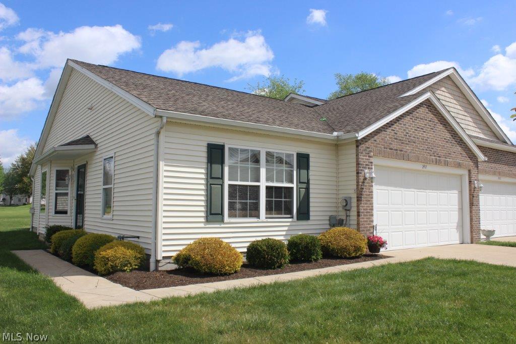 Prestwick Pointe Ph Three - Residential