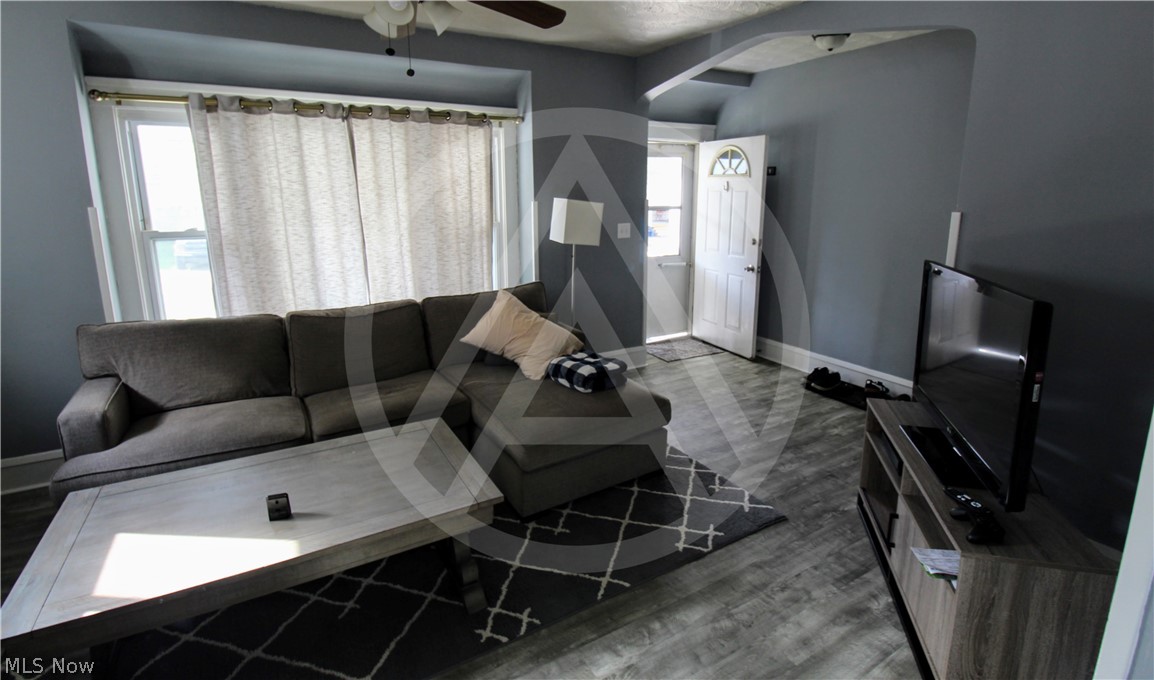 Mathews & Gilberts 03 - Residential Lease