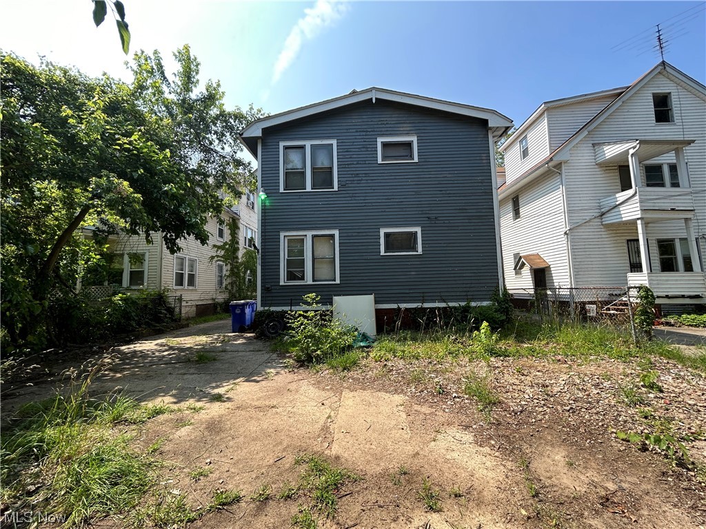 C-S Realty Cos 03 - Residential Income