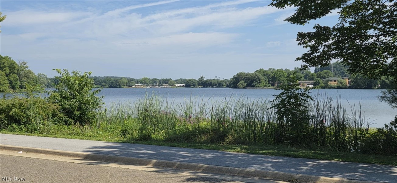 Helfers Summit Lake View - Residential