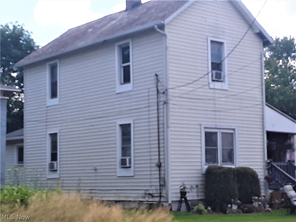 Court Ordered Sale by Private Selling Officer. No Showings are permitted, property is believed to be occupied. Bidding ends July 16, 2020 & is online only. According to public record this Single family home has 2 bedroom & 1 bath. Information is thought to be correct but not guaranteed. SOLD 100% AS-IS w/all faults. 10% Buyer Premium is added to the high bid. 10% deposit($1,000 min) due w/i 24 hours of bidding end.