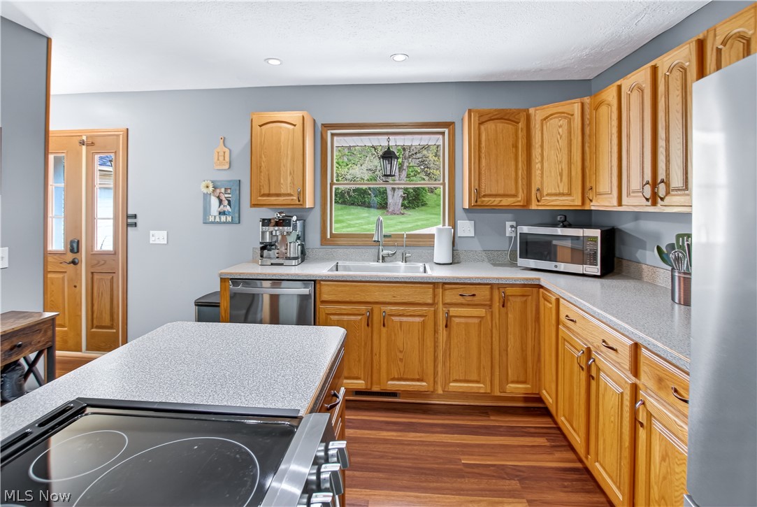 Pine Lake - Residential