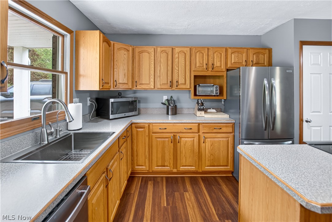 Pine Lake - Residential