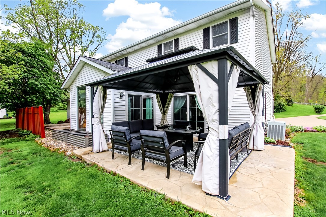 Pine Lake - Residential