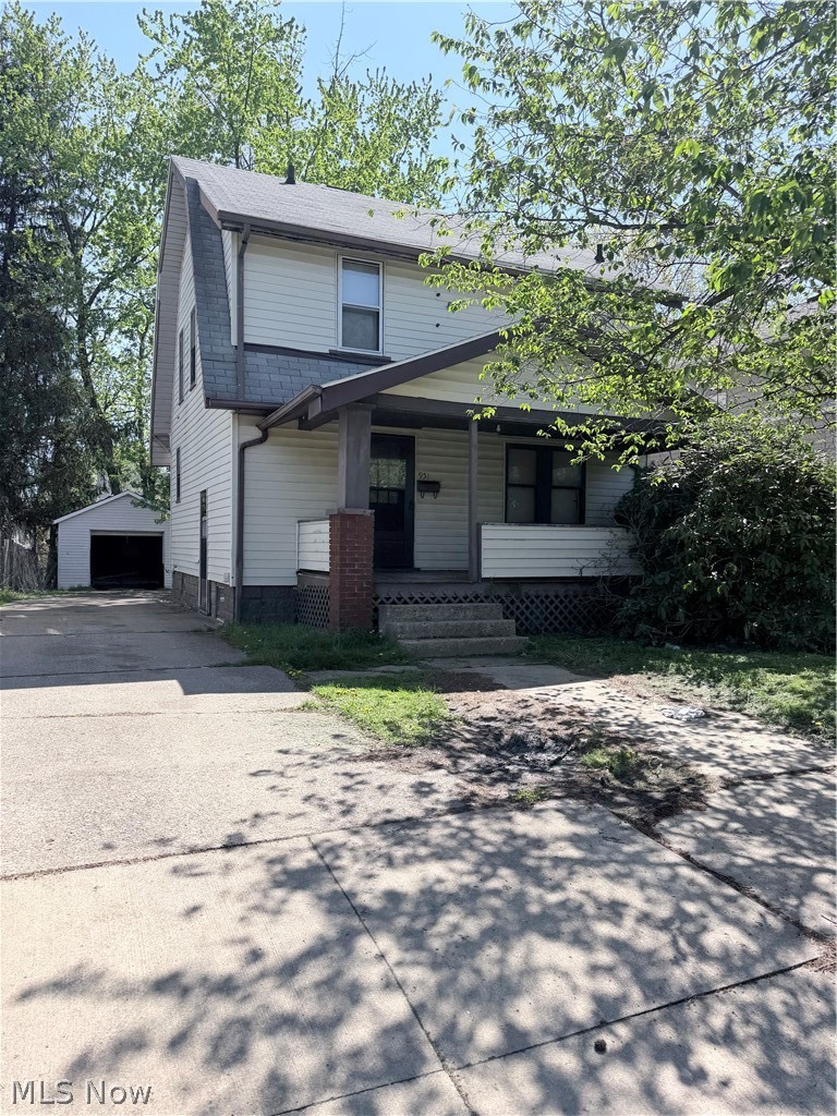 Calling all investors! Don’t miss this excellent opportunity to add another income-producing property to your portfolio. This 3-bedroom, 1-bath home offers a functional layout, spacious living areas, and strong rental potential. Whether you’re looking to expand your rental portfolio, renovate for added value, or purchase your next investment property, this home is full of possibilities.

Conveniently located near schools, shopping, restaurants, parks, and major highways, this property offers easy access to everything Akron has to offer. A great opportunity for seasoned investors or those looking to grow their real estate portfolio. Schedule your showing today!