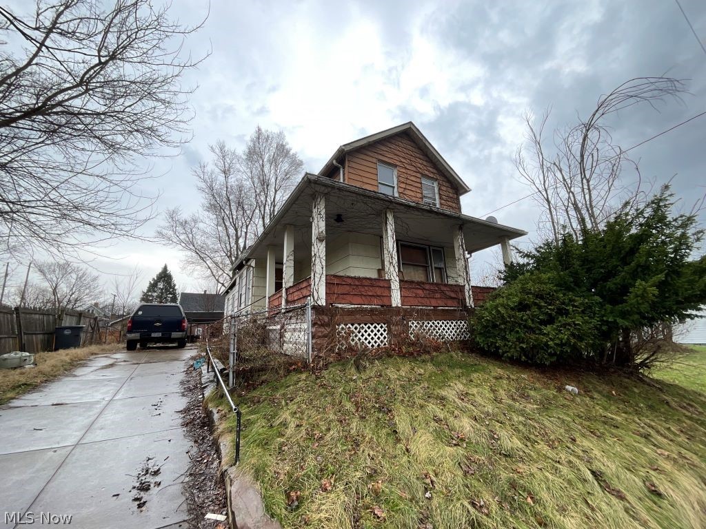 "This value-add investment opportunity in Cleveland offers strong potential for both Fix & Flip or BRRRR investors. With a potential resale value around $115,000, this property presents a solid opportunity for buyers seeking a sub-$50K acquisition with strong ARV support. Estimated market rent is around $1,300 per month, making it a viable option for investors planning a long-term rental after renovation and refinance. The property will require repairs, including missing wiring in some areas, a furnace replacement, several interior doors needing replacement, and a bathroom repair due to a hole in the tub surround and a drain issue. The kitchen cabinets are present and in good condition, and the overall structure is considered livable with repairs, providing a strong foundation for investors looking to add value and maximize returns.