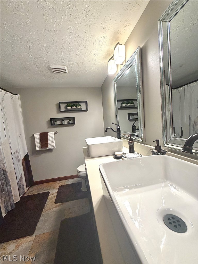 James Place Condo - Residential