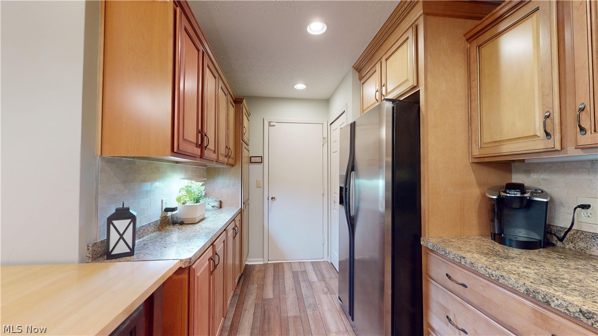 Shady Hollow Condo - Residential