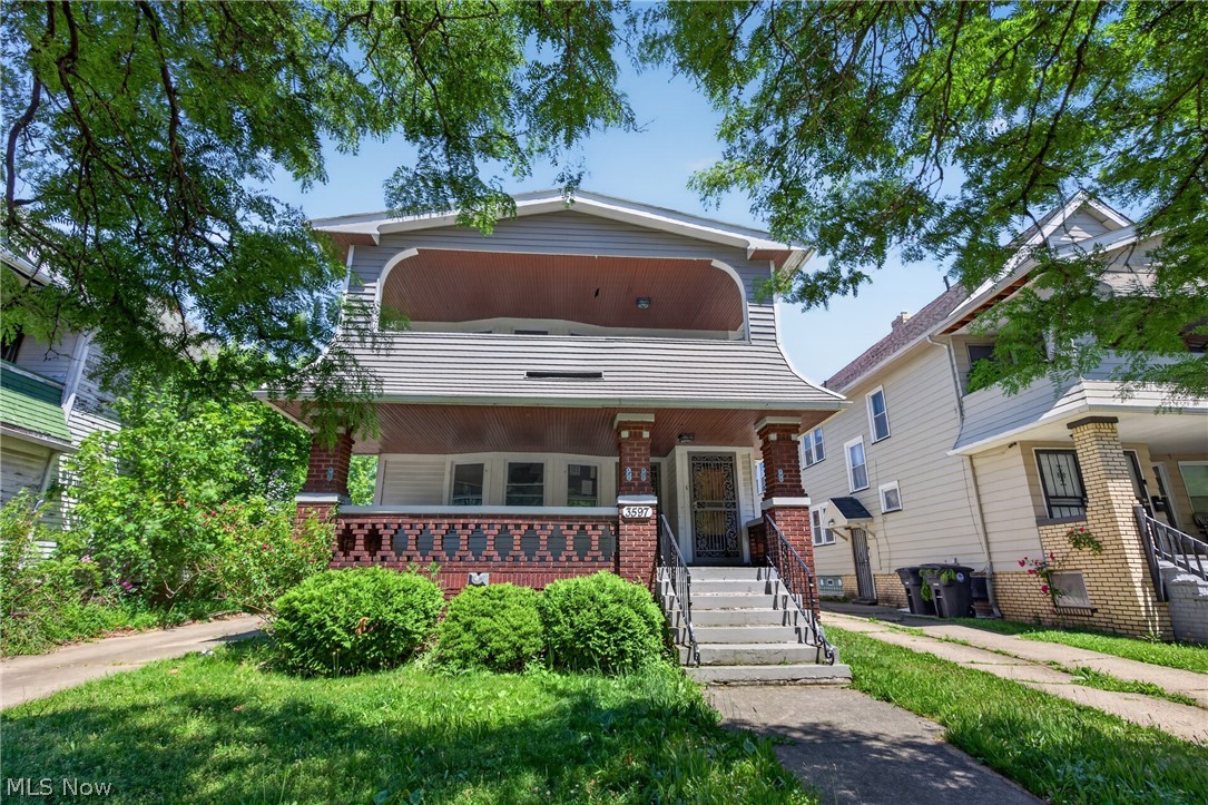 INVESTOR OPPORTUNITY!

4-bedroom, 2-bath duplex with plenty of potential! This property offers a simple layout, a nice yard, and an opportunity to make it your own. The home will need repairs and updates, making it a great option for investors, flippers, or buyers who are not afraid of a project.
 
With some work and vision, this home could be transformed into a comfortable place to live or a valuable investment property. NO SELLER FINANCING, SOLD AS-IS.