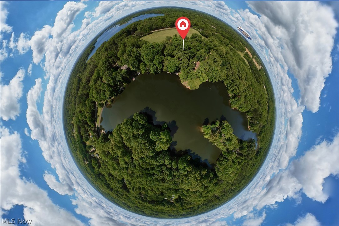 Comet Lake - Residential