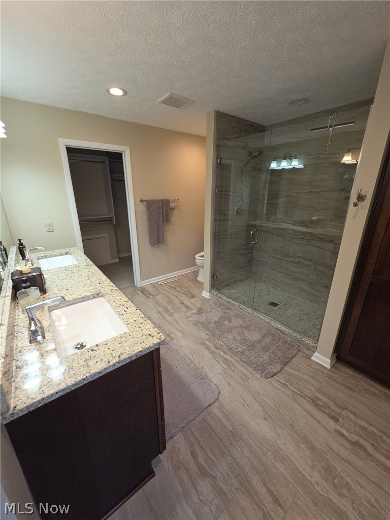 Country Club Twnhs North Condo - Residential