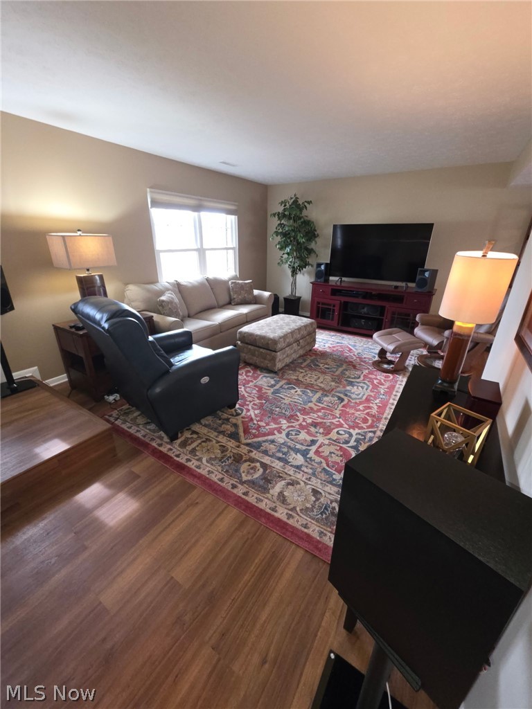 Country Club Twnhs North Condo - Residential