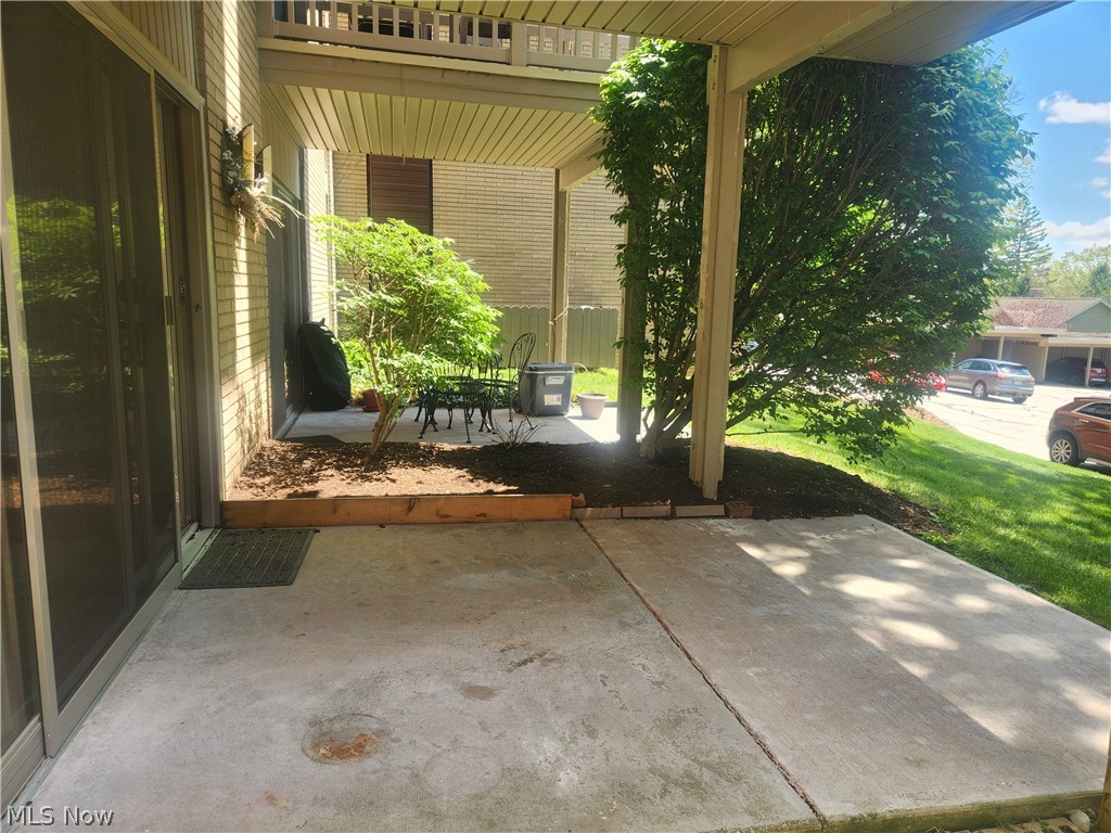 Brecksville West Condo - Residential