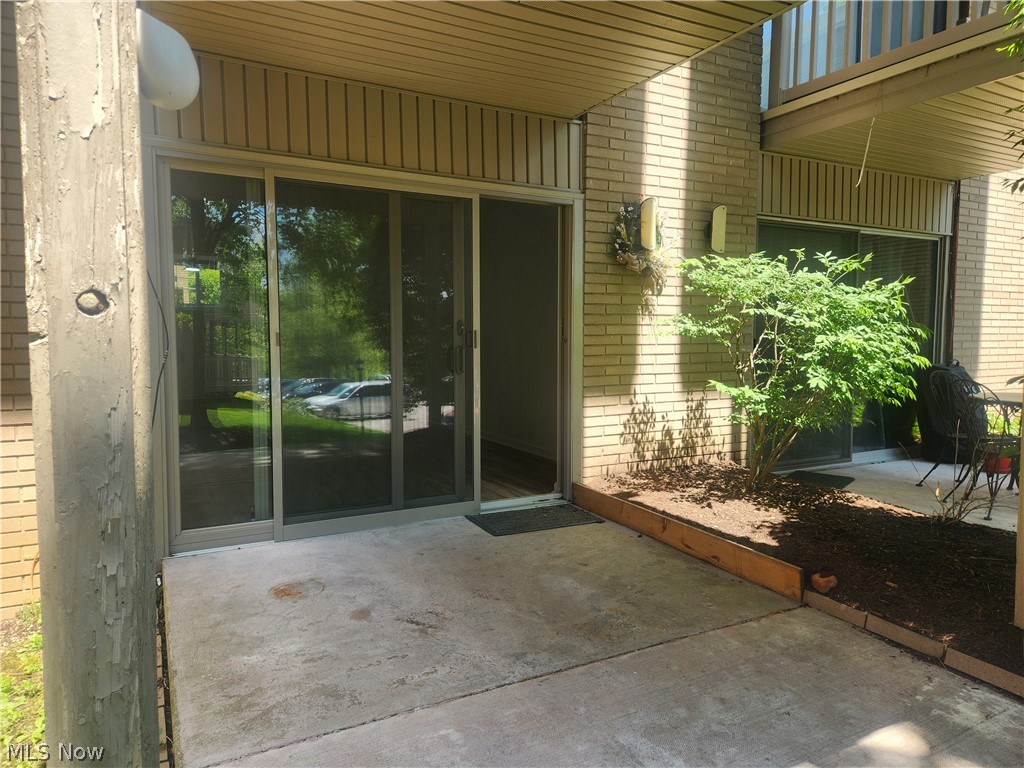 Brecksville West Condo - Residential