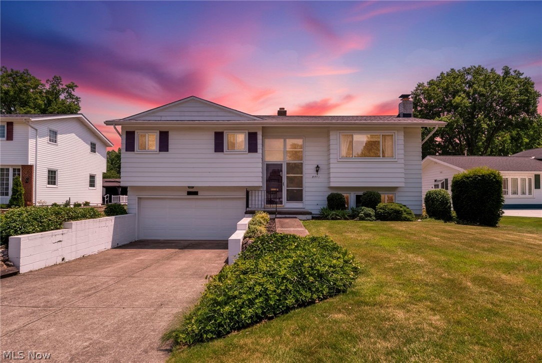 Don't miss this incredible opportunity to own this one-owner home in the highly desirable Park Ridge Development, where homes rarely come on the market. This spacious 3-bedroom 1.5 bath home sits on a beautiful lot and offers endless potential to make it your own. Enjoy the fantastic sunroom, perfect for entertaining or relaxing, with access to an elevated deck overlooking the picturesque backyard. The home has been lovingly maintained as a one-owner, no-pet property and features protected hardwood floors beneath the carpeting throughout the main living area, hallway, and all three bedrooms. The spacious main bathroom, generously sized kitchen for family gatherings, and cozy family room with a wood-burning fireplace ( complete with a gas line for easy starts or future gas log conversion) add to the home's appeal. Major updates include newer windows and a brand-new roof installed in June, Bring your decorating ideas and create the home you've always envisioned in this exceptional neighborhood.