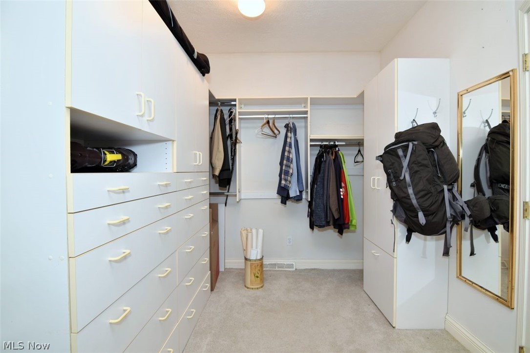 Fox Ledges - Residential