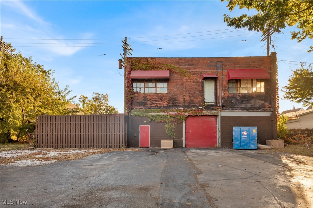 Bradley & Cobbs Madison Park Al - Commercial Sale