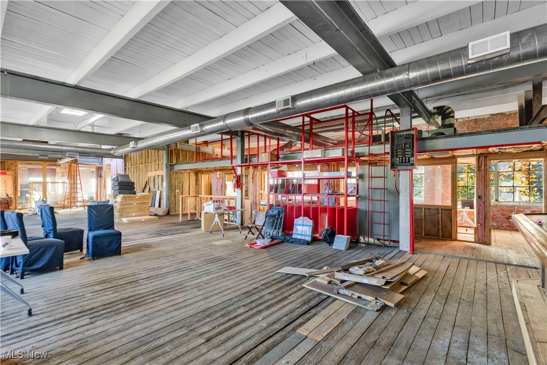 Bradley & Cobbs Madison Park Al - Commercial Sale