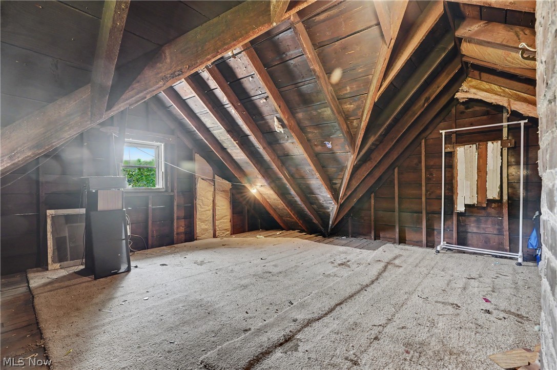 Mahoning Realty Co - Residential