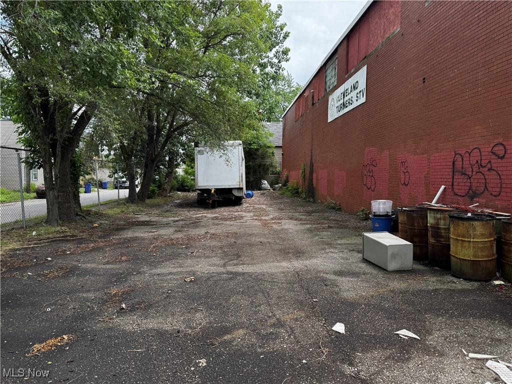 Elwell & Marvins Allotment - Commercial Sale