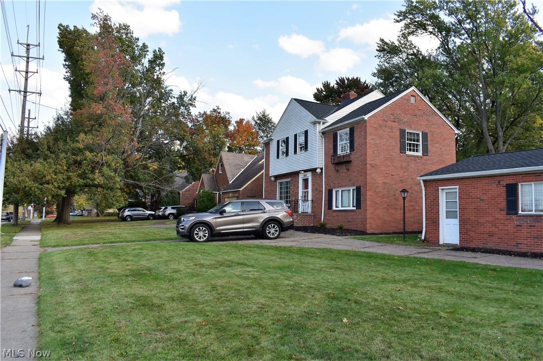BLKF 12 ROYAL PK#1 0001 ALL - Residential