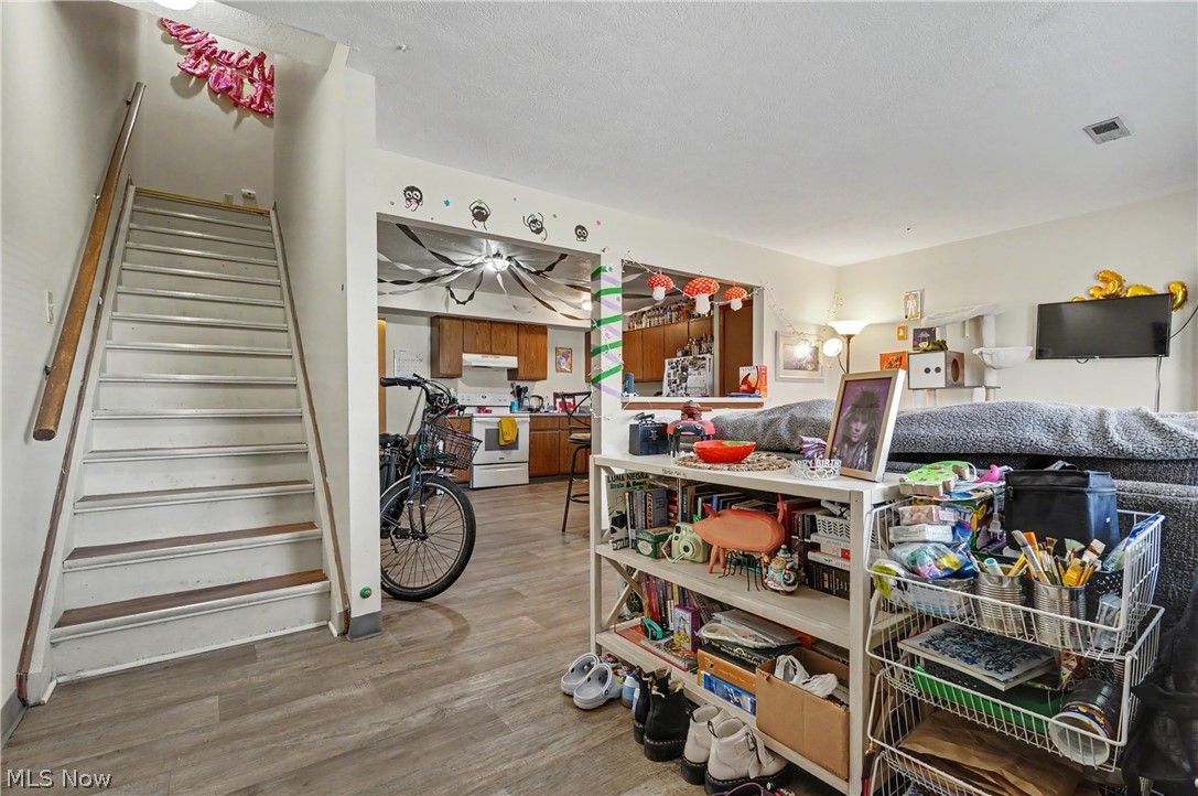 Whitehall East Twnhms - Residential
