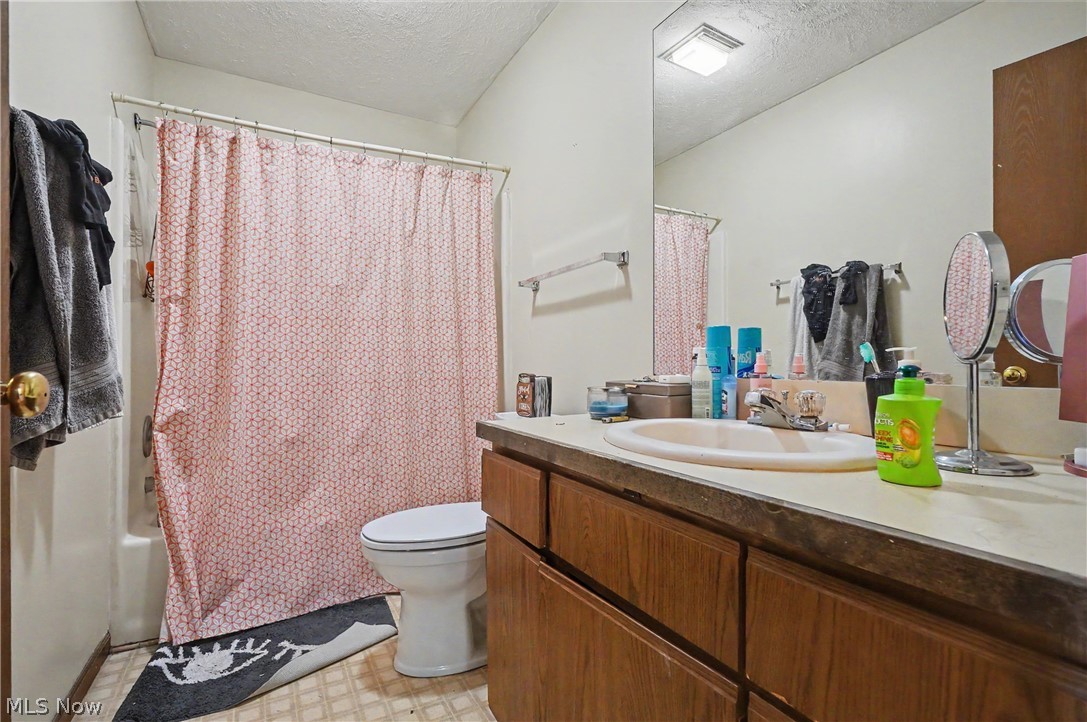Whitehall East Twnhms - Residential