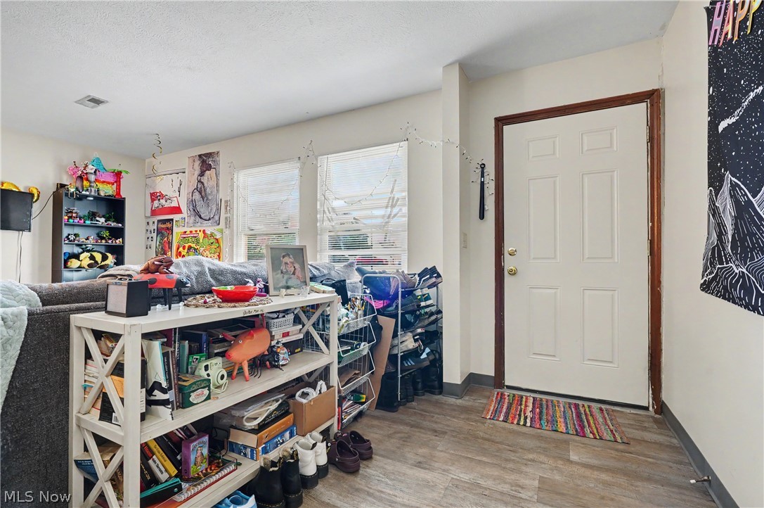 Whitehall East Twnhms - Residential