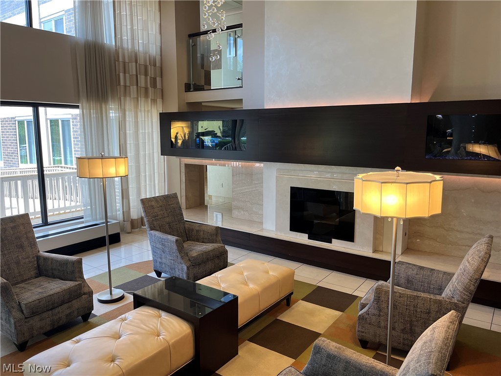Carlyle Condo - Residential