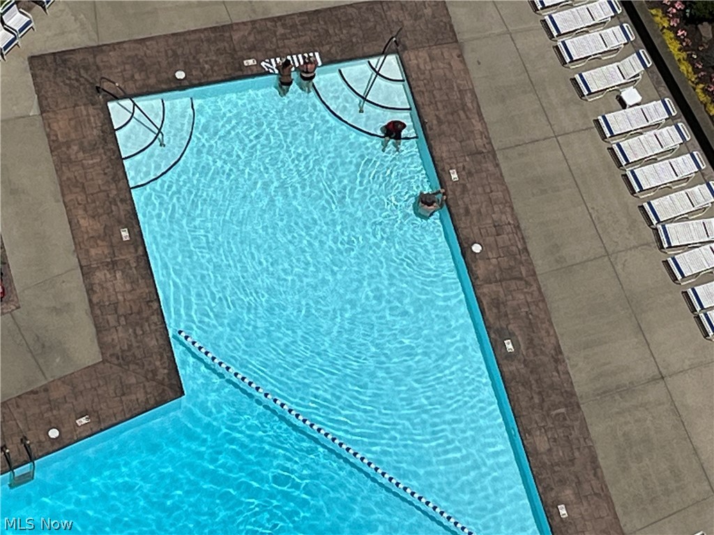 Carlyle Condo - Residential