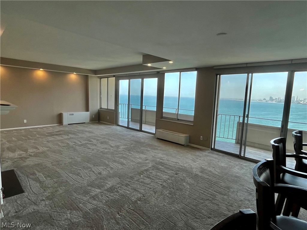 Carlyle Condo - Residential