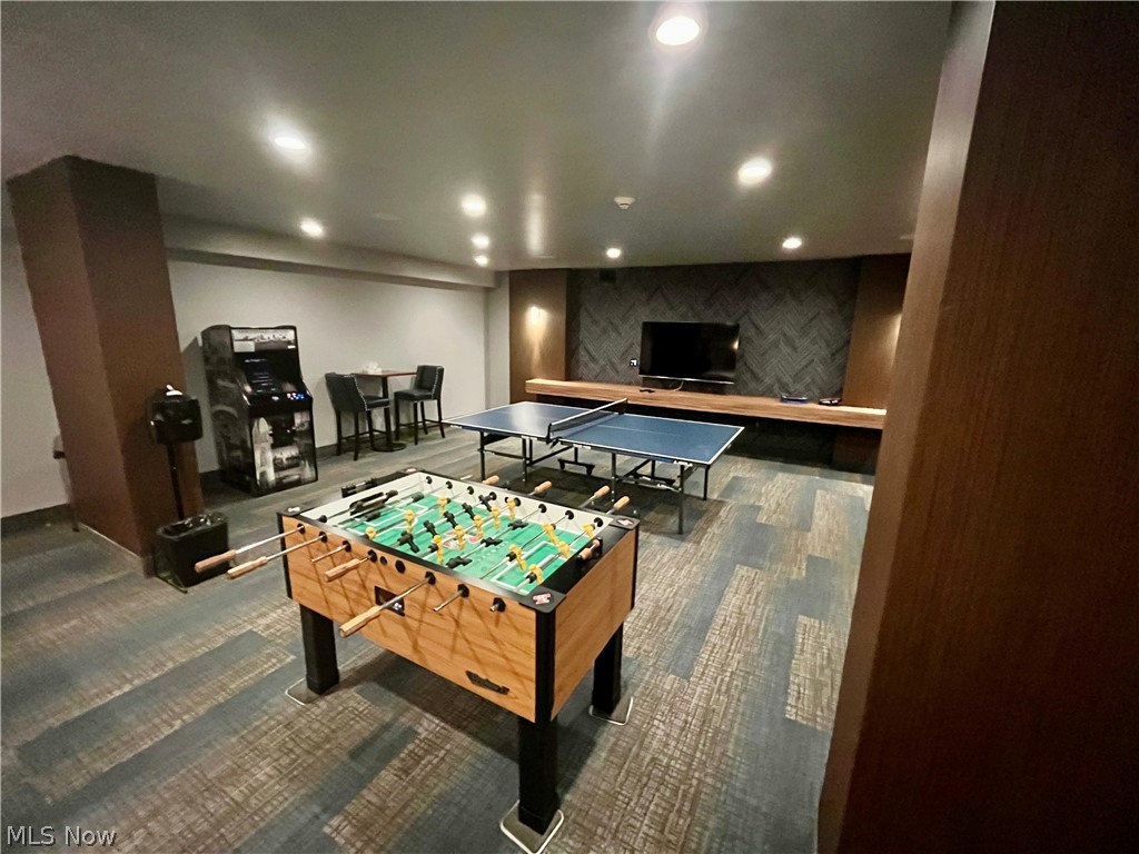 Carlyle Condo - Residential