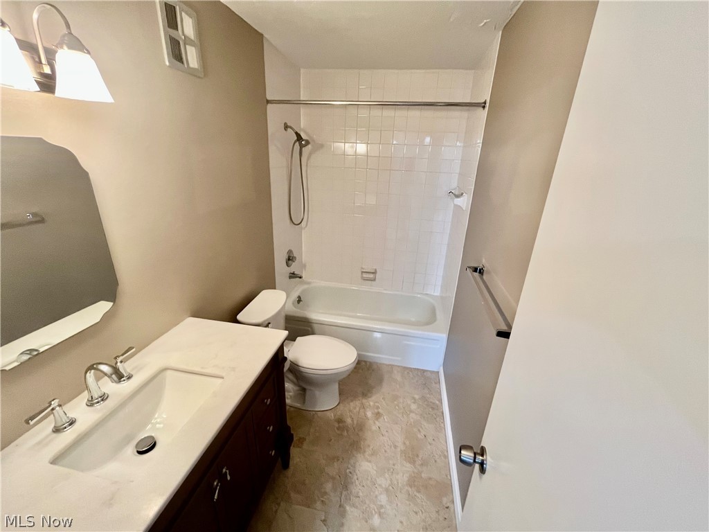 Carlyle Condo - Residential