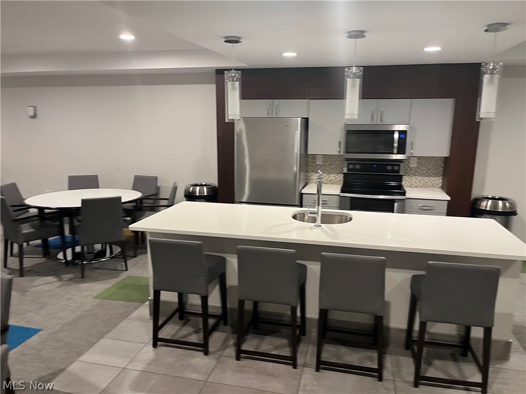 Carlyle Condo - Residential