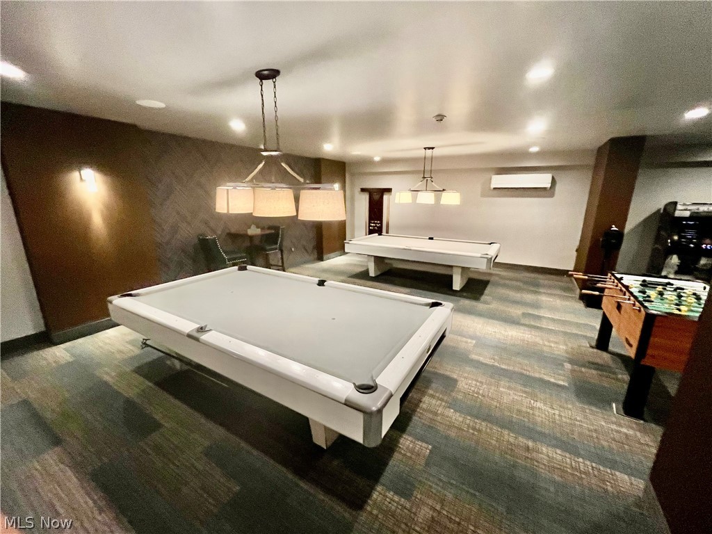 Carlyle Condo - Residential