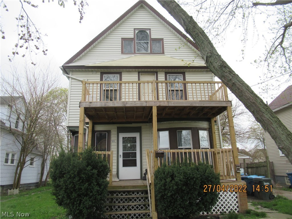 Property consists of 1 Duplex building and a home- Downstairs 2 bedrooms, 1 bath, Upstairs 1 bedroom, 1 bath and 1 single family home - 3 bedroom, 1 bath. 
Duplex has separate electric and gas meters and separate furnaces. The home is a 3 bedroom 1  Bath