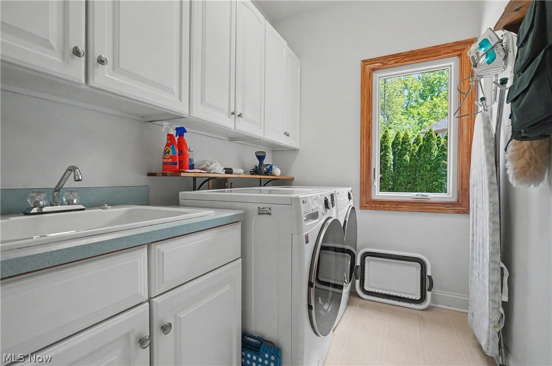 Riverwoods - Residential